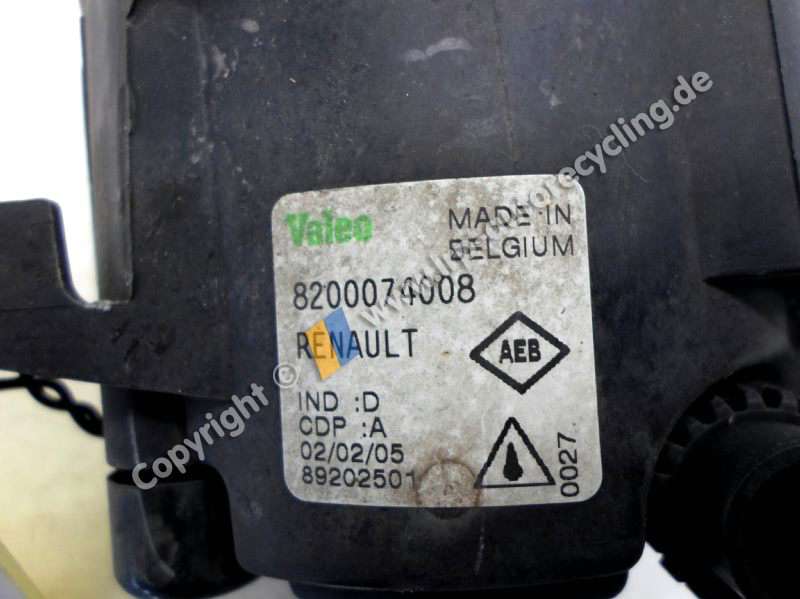 Renault Megane 2 Nebelscheinwerfer rechts 8200074008 8920250 VALEO BJ2005